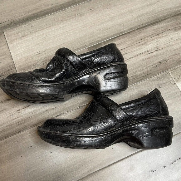B.O.C. Born Concept Floral Clogs Comfort Shoes Black Size 7 W - Picture 4 of 7